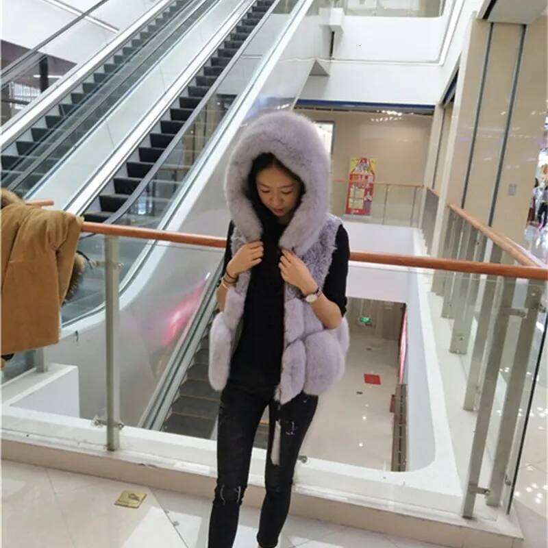 Female Short 2021 New Casual Korean Fashion One Piece Imitation Fox Fur Hooded Vest Thin Waistcoat High Quality