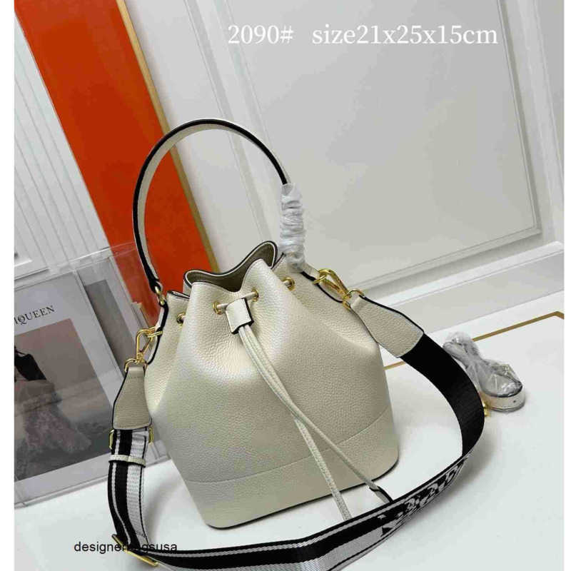 Designer Bags Womens Handbags Bucket Bag Cowhide Luxury Handbags women's bag Underarm bag 2 Shoulder Straps Womens Shoulder Bags