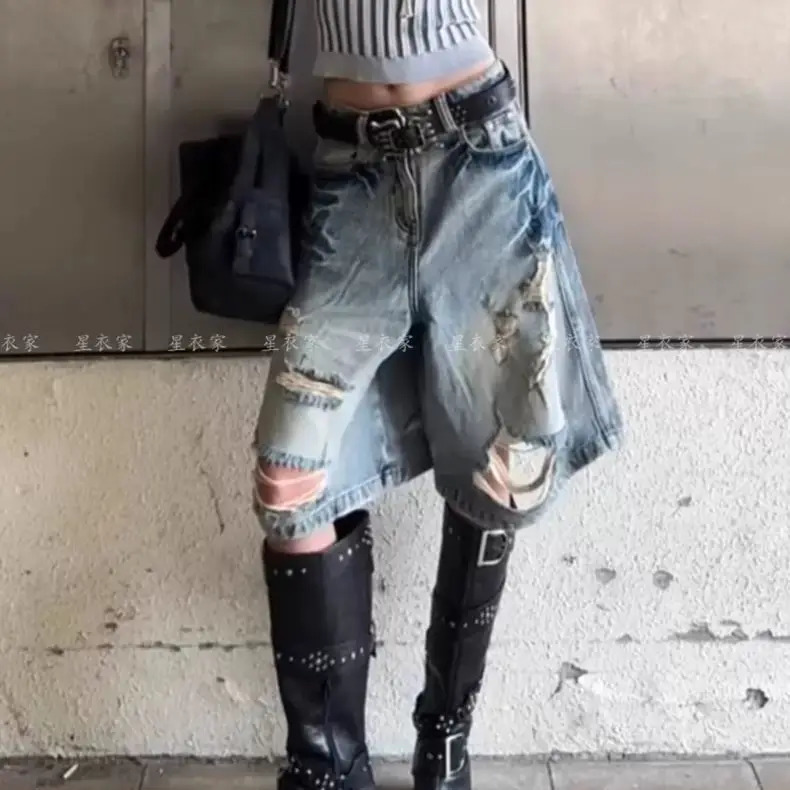 Womens Retro Old Washing Wide-leg Five-point High Street Ripped Denim Shorts 250606