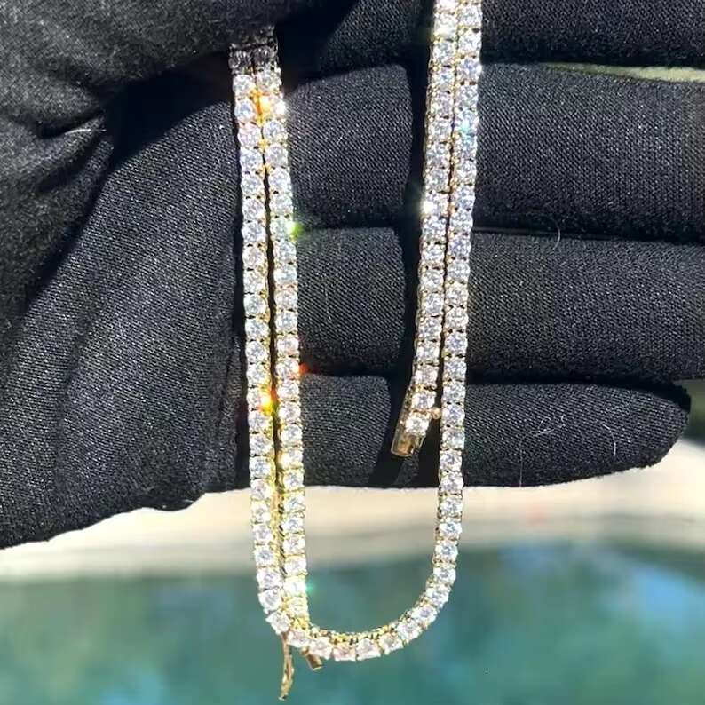 Stylish Unisex Moissanite Pave Stones Accentuated 'Ice' 925/10K Gold Plated Cuban Chain Fashion Accessories