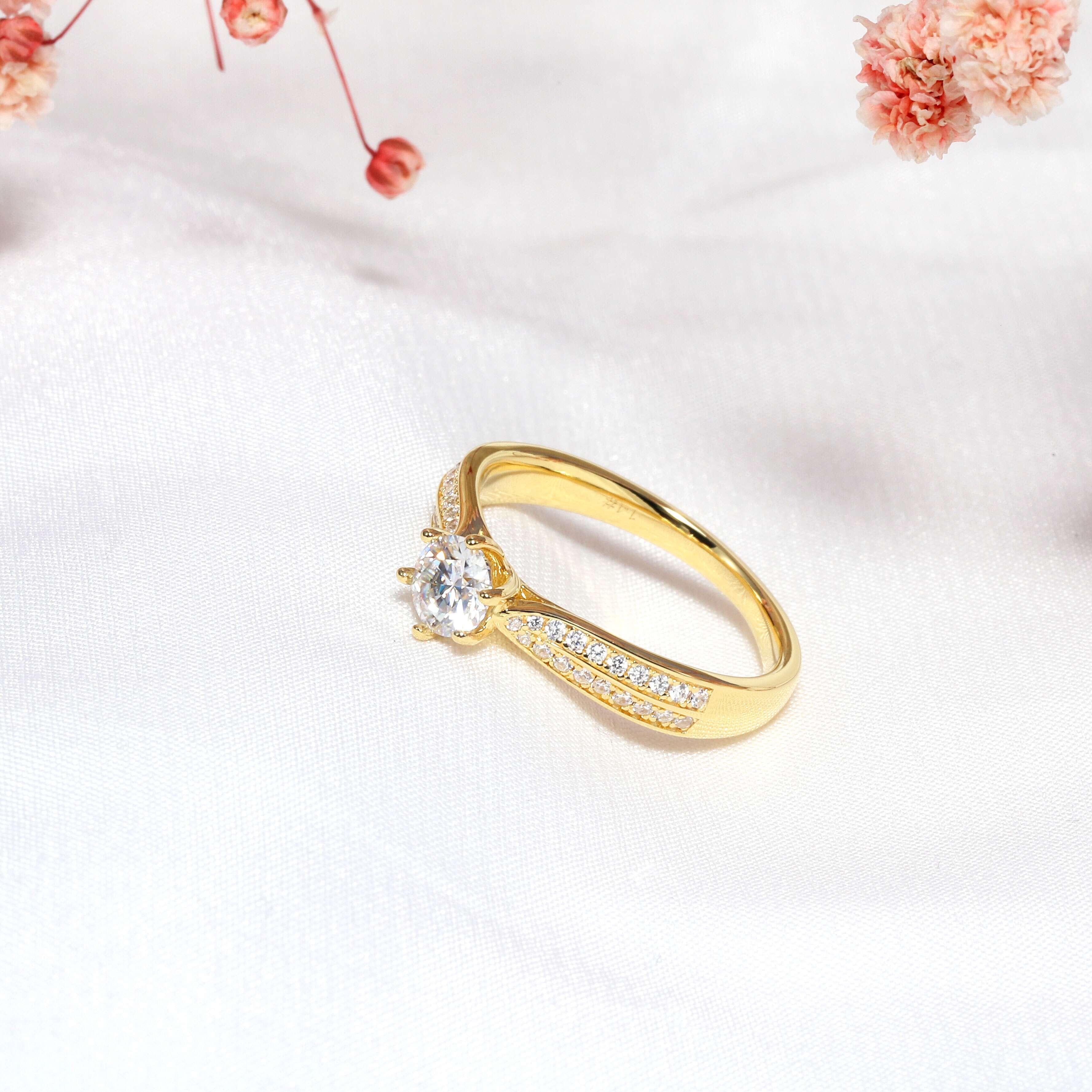 M06B Abiding Gra Certified 925 Silver Main Stone 0.5 CT Moissanite Diamond Ring Jewelry for Wedding