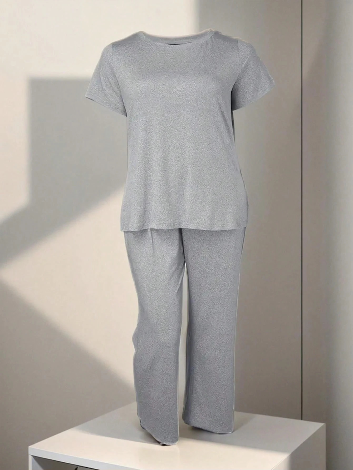 Plus Size Two Piece Summer Casual Solid Colour Tops Yoga Wear Exercise Set Tops and Pants 250609