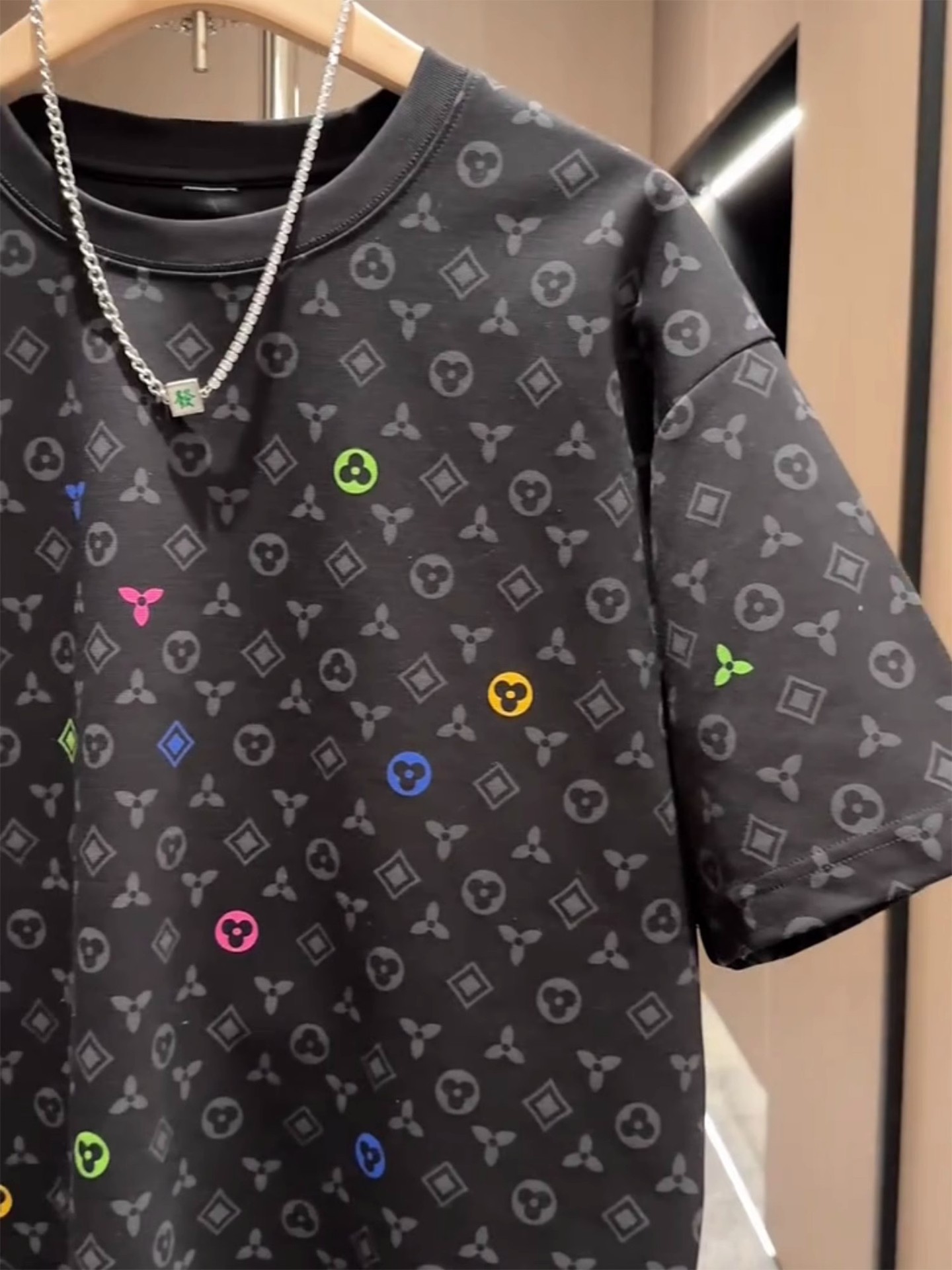 Trendy round neck printed short sleeved T-shirt for men summer 2025 new casual versatile and stylish top free shipping