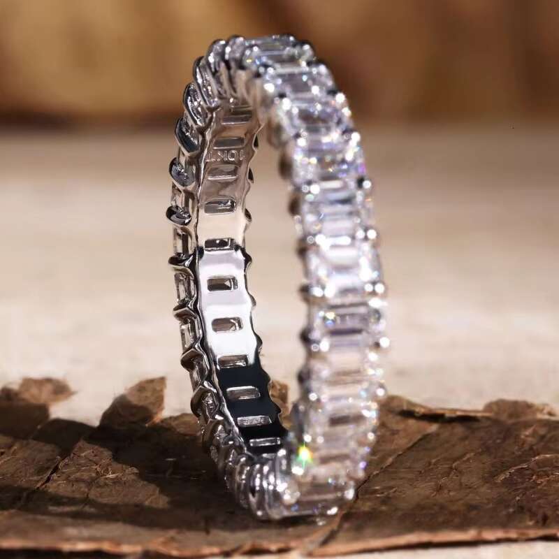 Gia Igi Certified Cvd HPHT Lab Grown Created Diamond 14k 18k Solid Gold Eternity Wedding Band Ring Diamond Emerald Cut