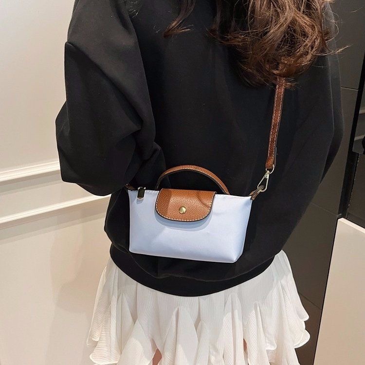 Designer bag Mini Nylon bag Women's lightweight crossbody bag Color blocked splicing waterproof shoulder bag Casual sports Fashion commuting smal