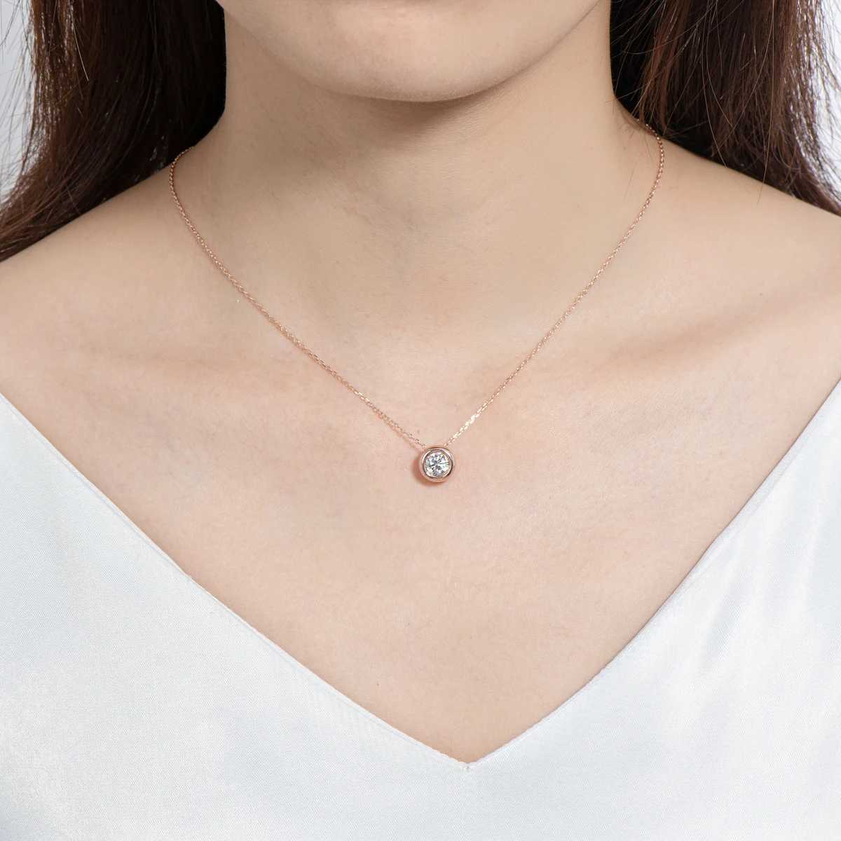 Lnngy 6.5mm Round Bezel Moissanite Pendant Necklace For Women 925 Sterling Silver Clavicle Chain Necklaces Jewelry Collare Mujer W250612