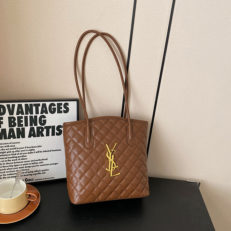 new free shipping designer Cross Body bag for woman fashion Casual handbag vintage classic shoulder bag