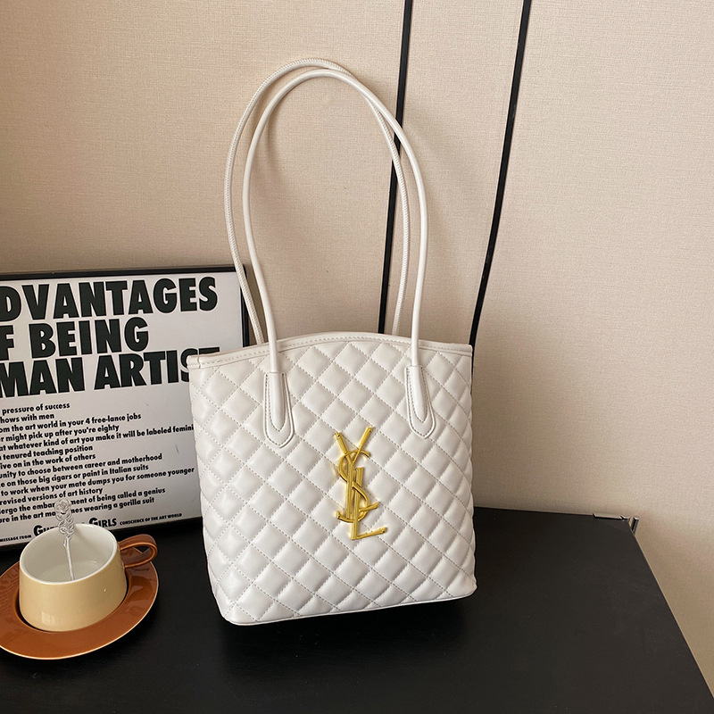 new free shipping designer Cross Body bag for woman fashion Casual handbag vintage classic shoulder bag
