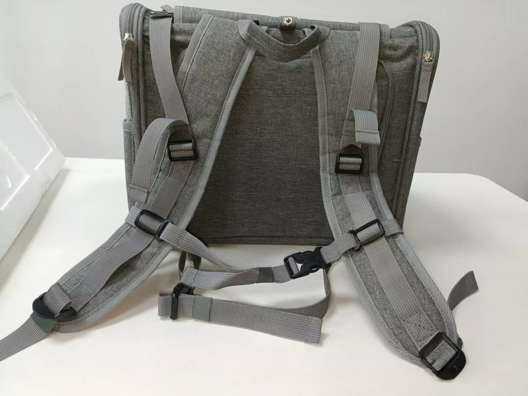 Expandable Pet Carrier Backpack with Mesh Windows & Soft Pad for Cats Dogs Travel