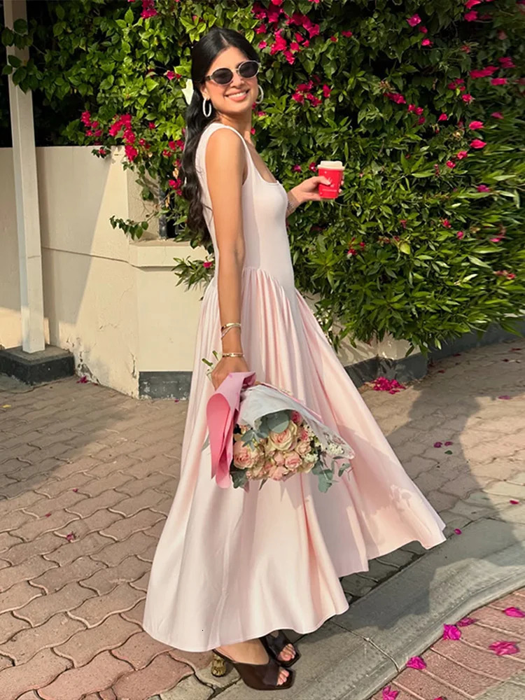 Solid Camisole Dress Woman Elegant Pleated Square Neck Sleeveless ALine Slim Long Dresses Female Summer Street Vestido 250611