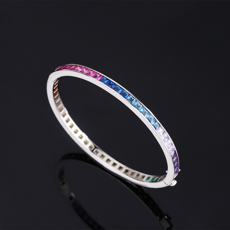 Chic Womans Bangle Made from High-Quality S925 Alloy With Simulated Precious Stones Displaying a Stunning Ombre Effect