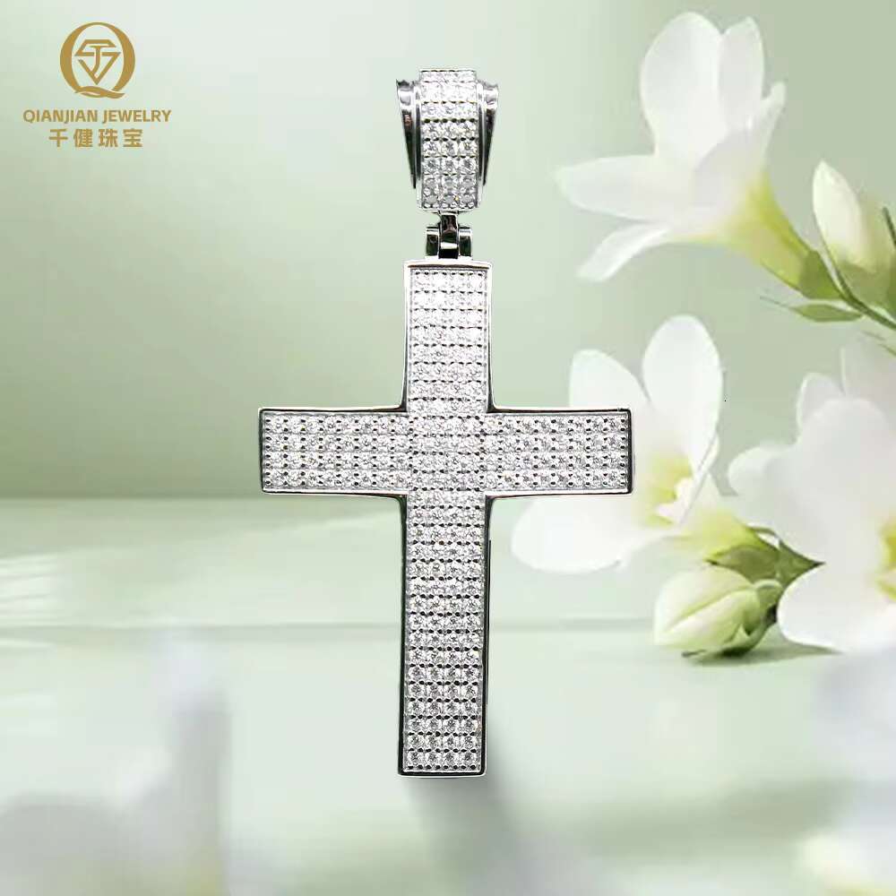 Fsat Delivery 925 Silver Iced Out Pendant Cross Moissanite Pendant Fashion Style Hip Hop Jewelry for Men/Women