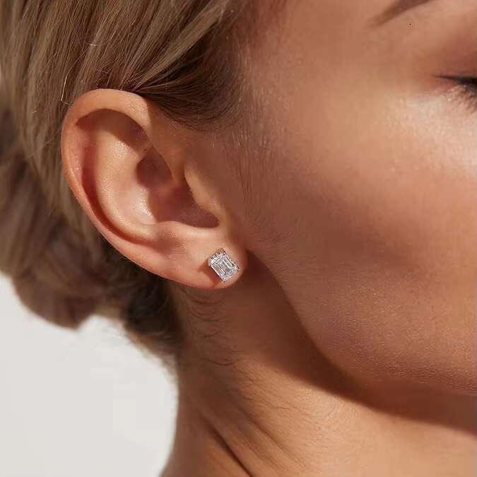 18K White Gold Plated Sterling Silver VVS Moissanite Simulated Diamond Stud Earrings for Women