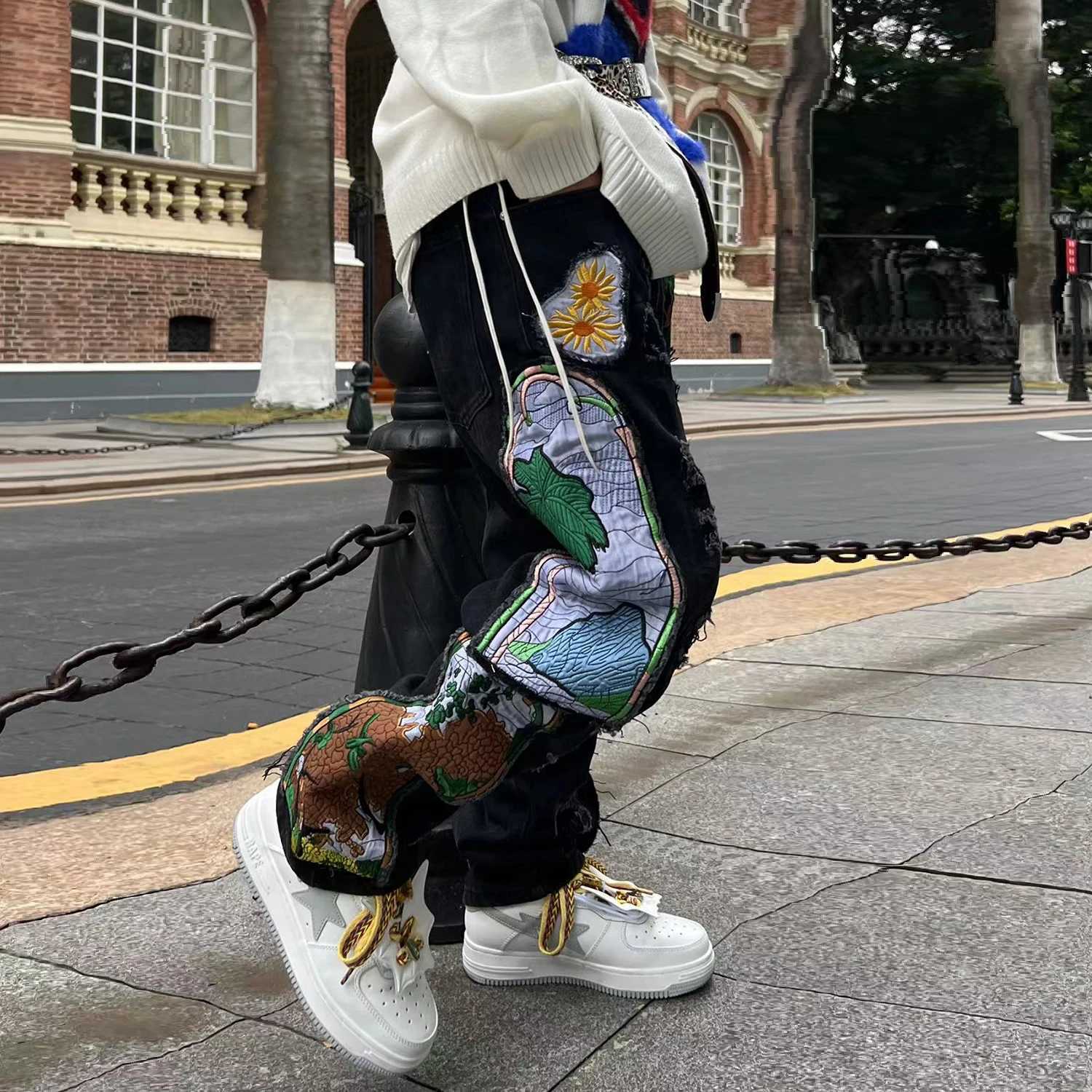 Harajuku Embroidered Patches Straight Denim Pants for Male Hip Hop Washed Jeans Y2k Black Blue Patchwork Ripped Jeans Baggy Men W250612