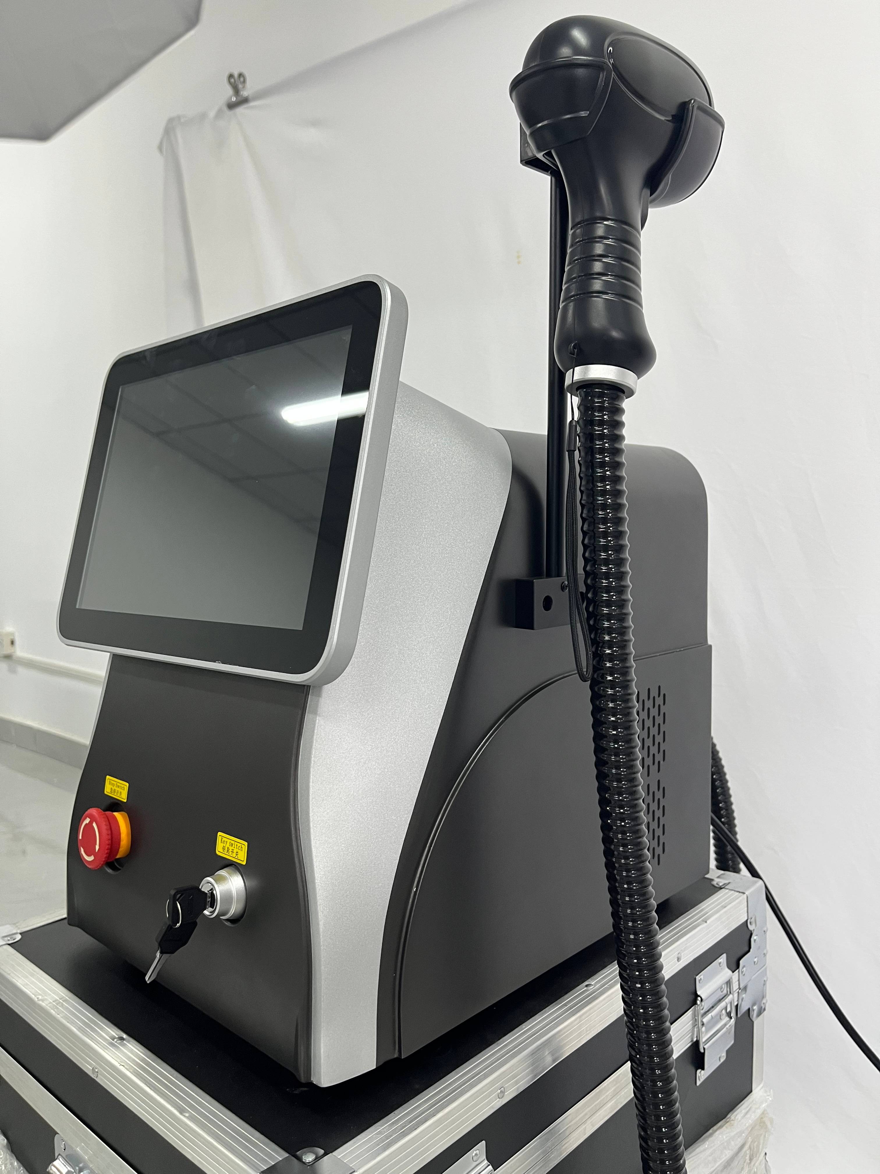 808nm Diode Laser Hair Removal Device Suitable for Men and Women Full Body Hair Removal Freezing Point Cooling Technology