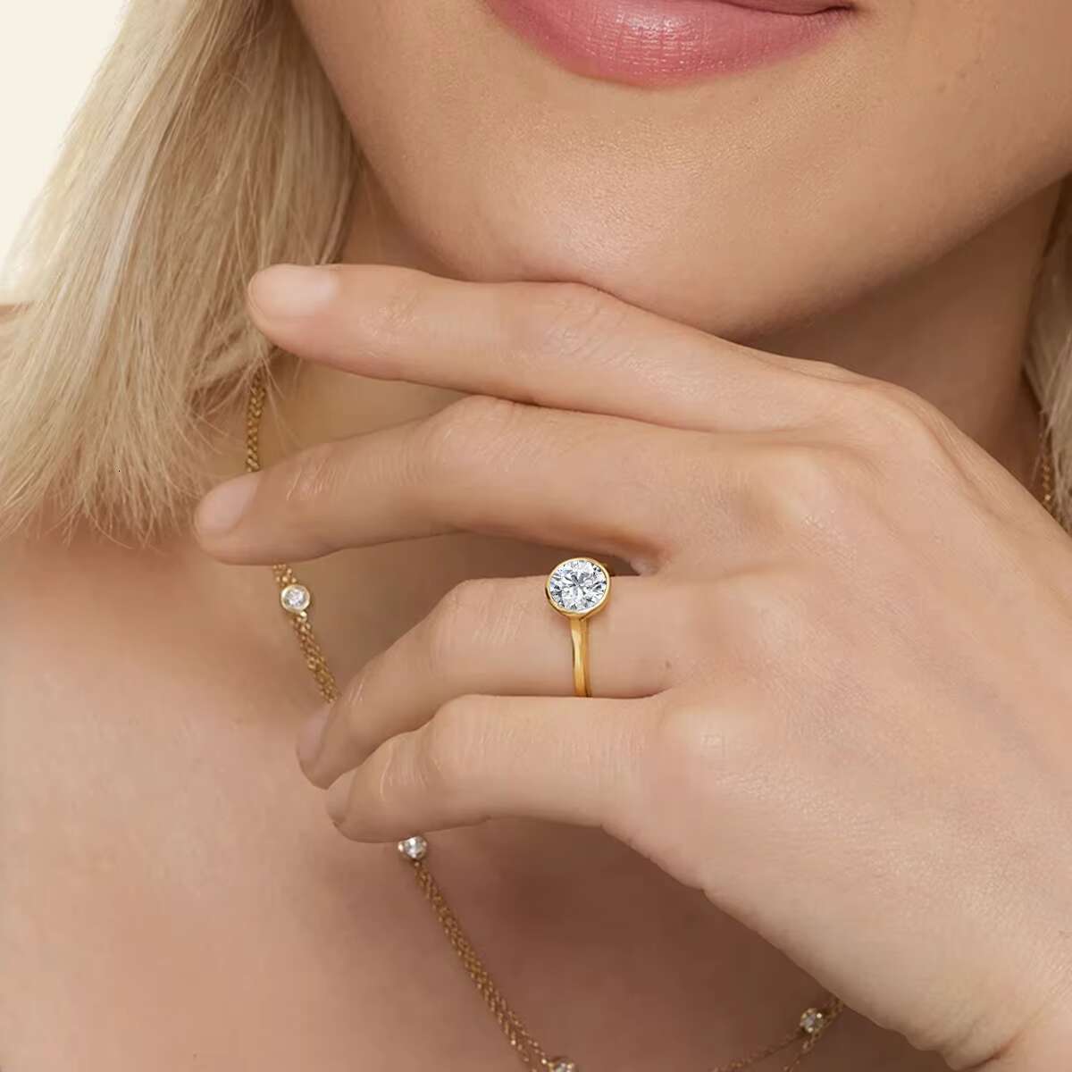 Fine Jewelry Manufacturer Woman Gift Light Yellow Gold Hollow 14K Gold 1ct 2ct Moissanite Diamond Engagement Ring