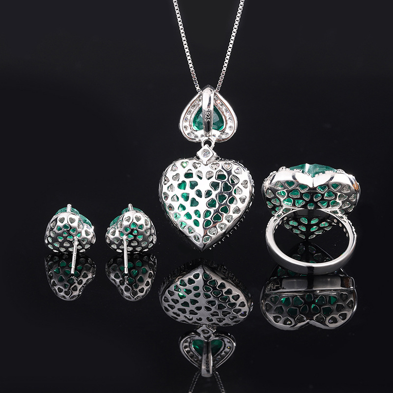 Chic Wedding Accessory: Genuine Looking High Polished Rhodium Plated Mother of Pearl Pendant Necklace