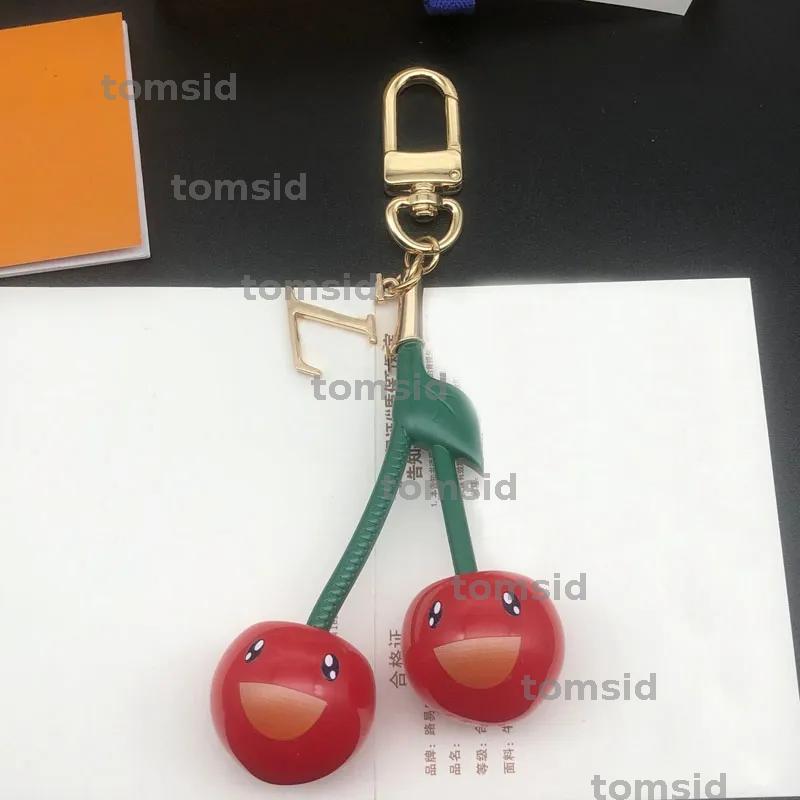 Cherry Keychain Pink Cherry Blossom Key Chain Top Quality Keyring Bag Charms Designer for Women Handbag Hangings Cute Cartoon Keychains Accessories