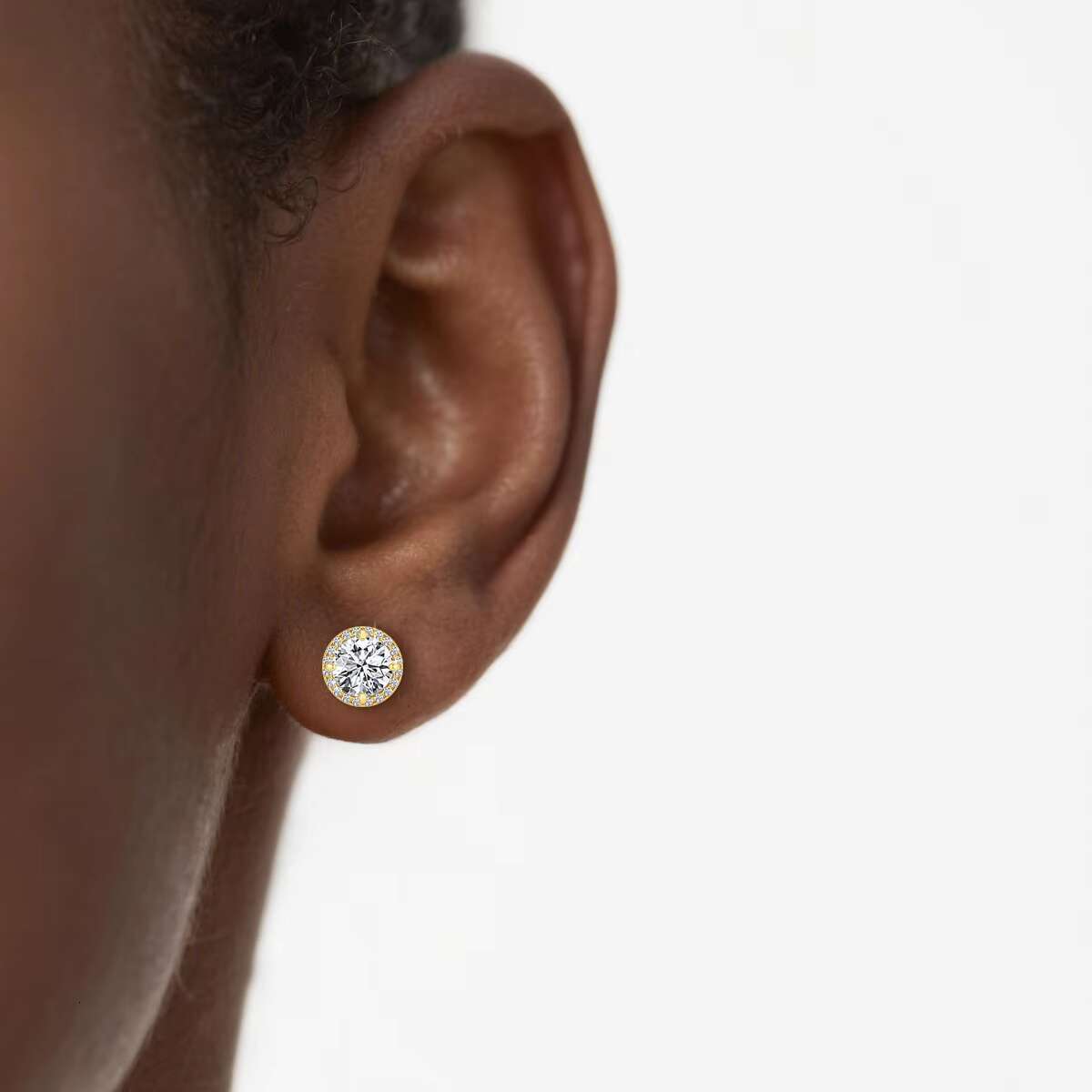 Fine Jewelry Woman Engagement Friendship Gift 0.5ct 1ct Moissanite Hollow 14K Gold Classic Halo Stud Earrings