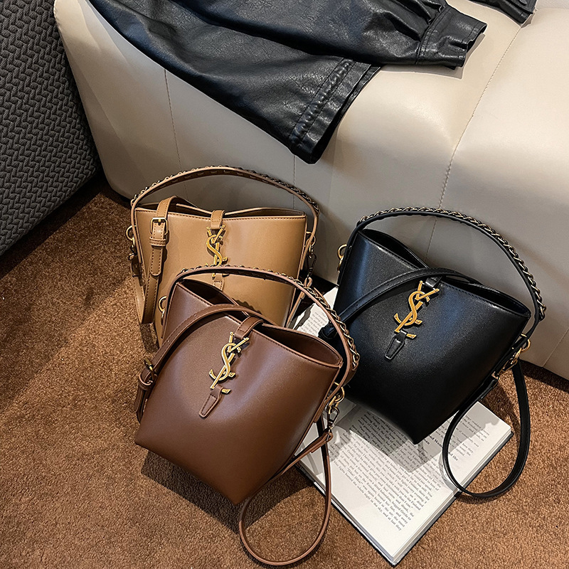 hot free shipping designer Cross Body bag for woman fashion Letter bucket Casual handbag vintage shoulder black brown khaki