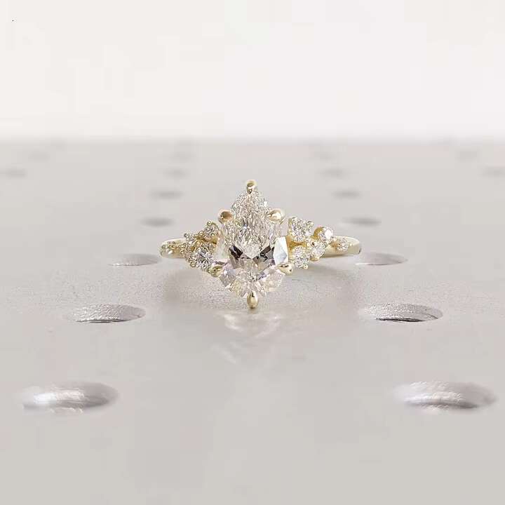 Elisa Wholesale Shines with VVS Moissanite Diamond Engagement Wedding Rings Crafted in 10K 14K 18K Pure Yellow Gold
