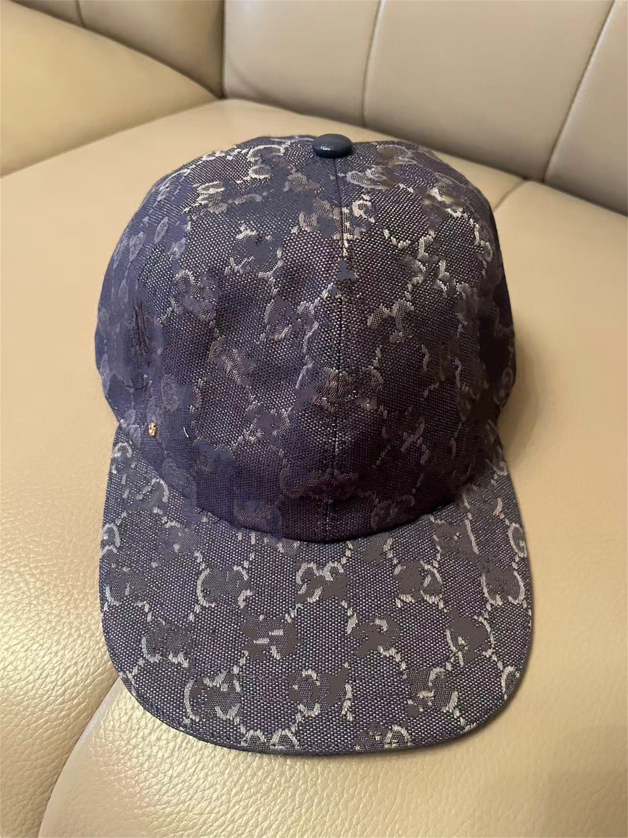 Luxury designer cap baseball hat casquette timeless classical style cap comfortable breathable simple fashion style men and women terribly very well good b87