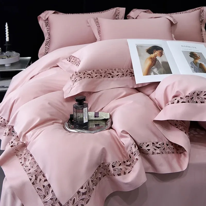 Elegant Victorian-Inspired Bedroom Ensemble Featuring Soft-to-Touch Fabric with Chic Floral Patterns 26BLA BIG
