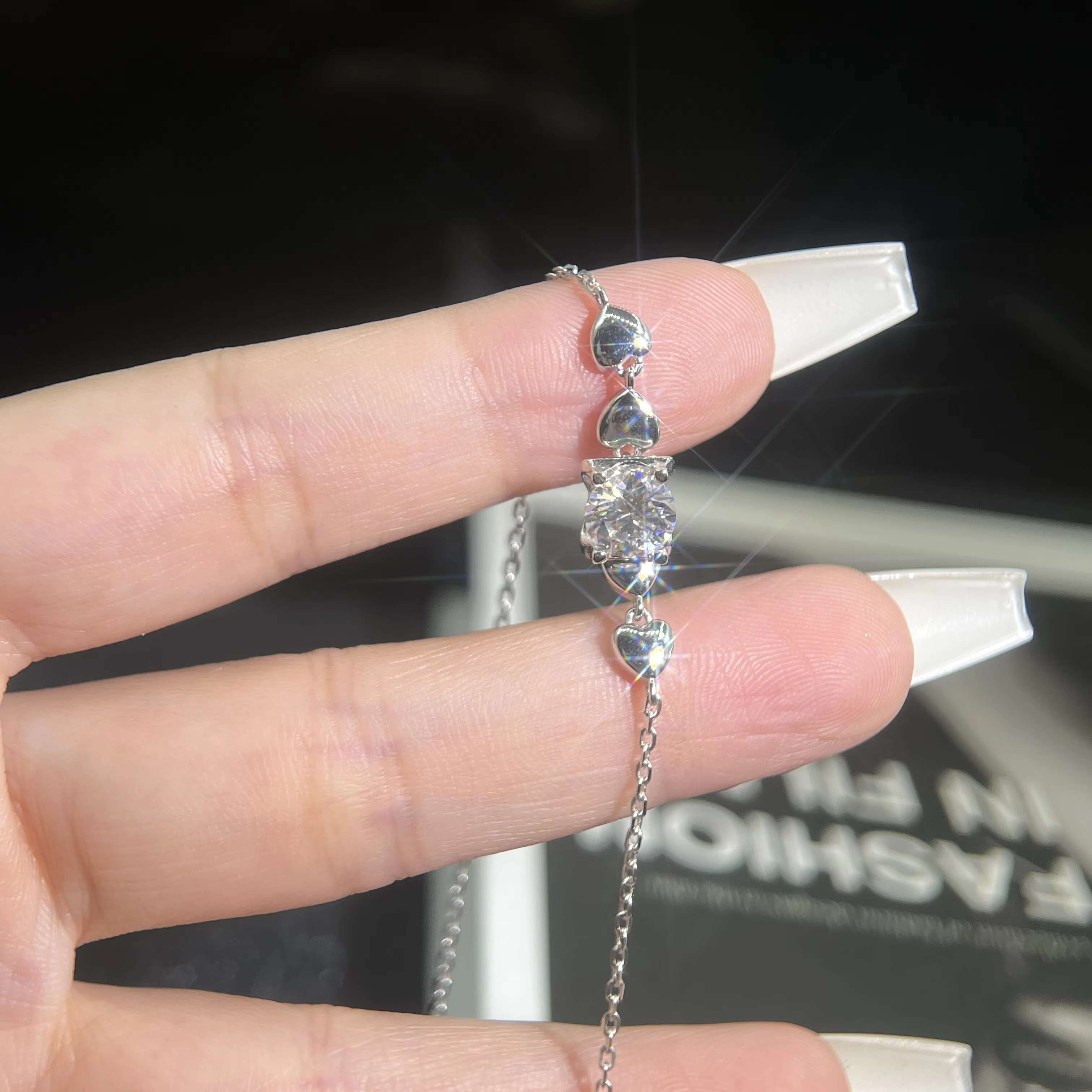 Fashion Designer Minimalist Bracelet Bangle VVS 1Ct 6.5Mm Ct Diamond Moissanite S925 Sterling Silver for Women Wedding