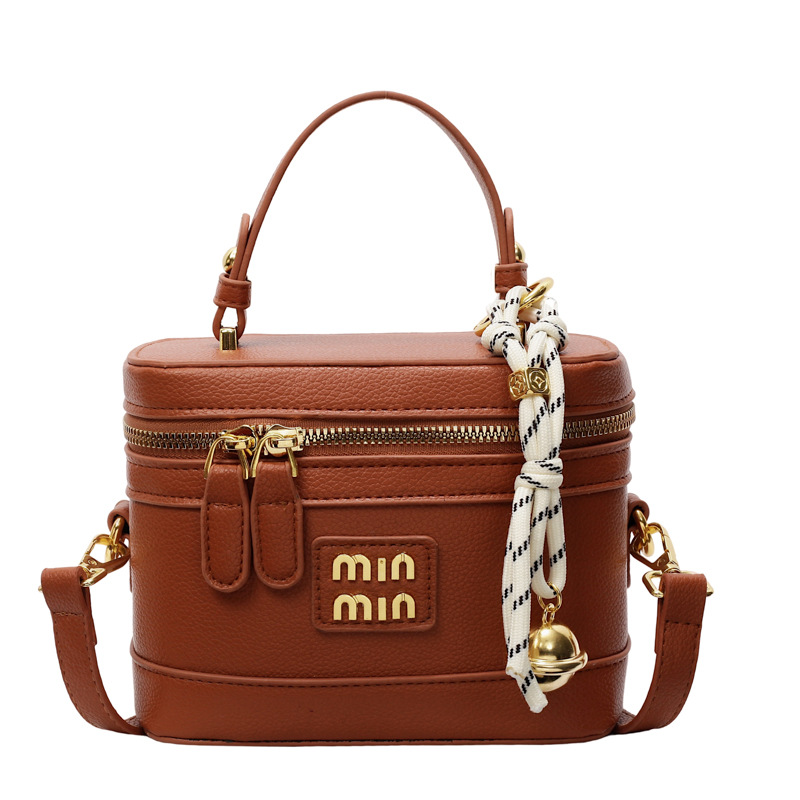 Designer 2025 Shoulder Bag fashionable Portable mini bag crossbody Underarm bag Luxury classical Handbag Fashion Bag messenger mini bag 000