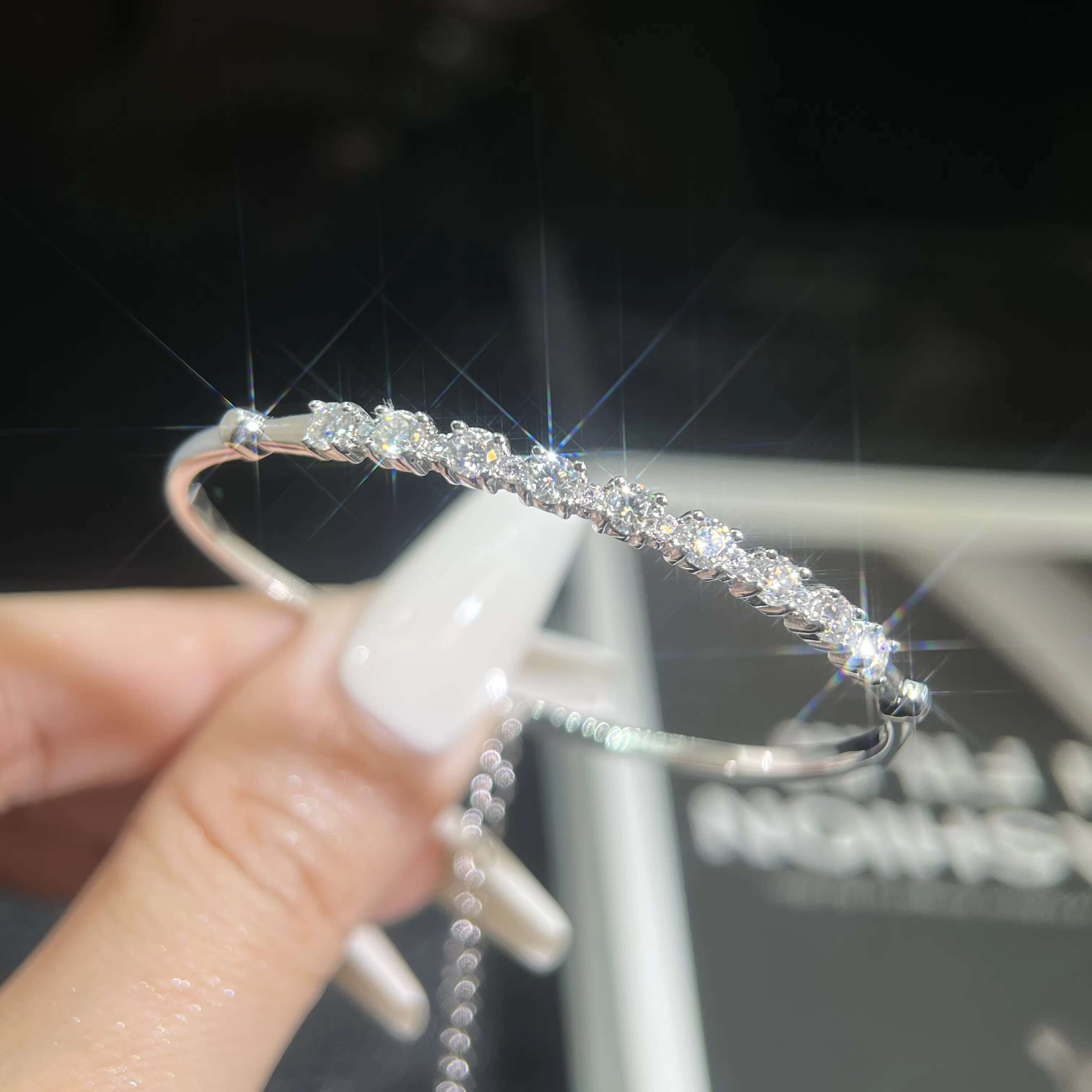 Luxury Diamond Moissanite Bracelet VVS D Color Brilliant Cut Gemstone S925 Silver Tennis Bangle for Women Fine Jewelry
