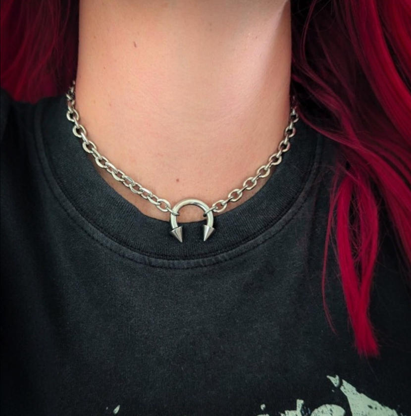 Choker 3PCS/LOT White Color Y2K hip-hop Rock Contrast Fluorescent Alien Pendant pink Chain Necklace