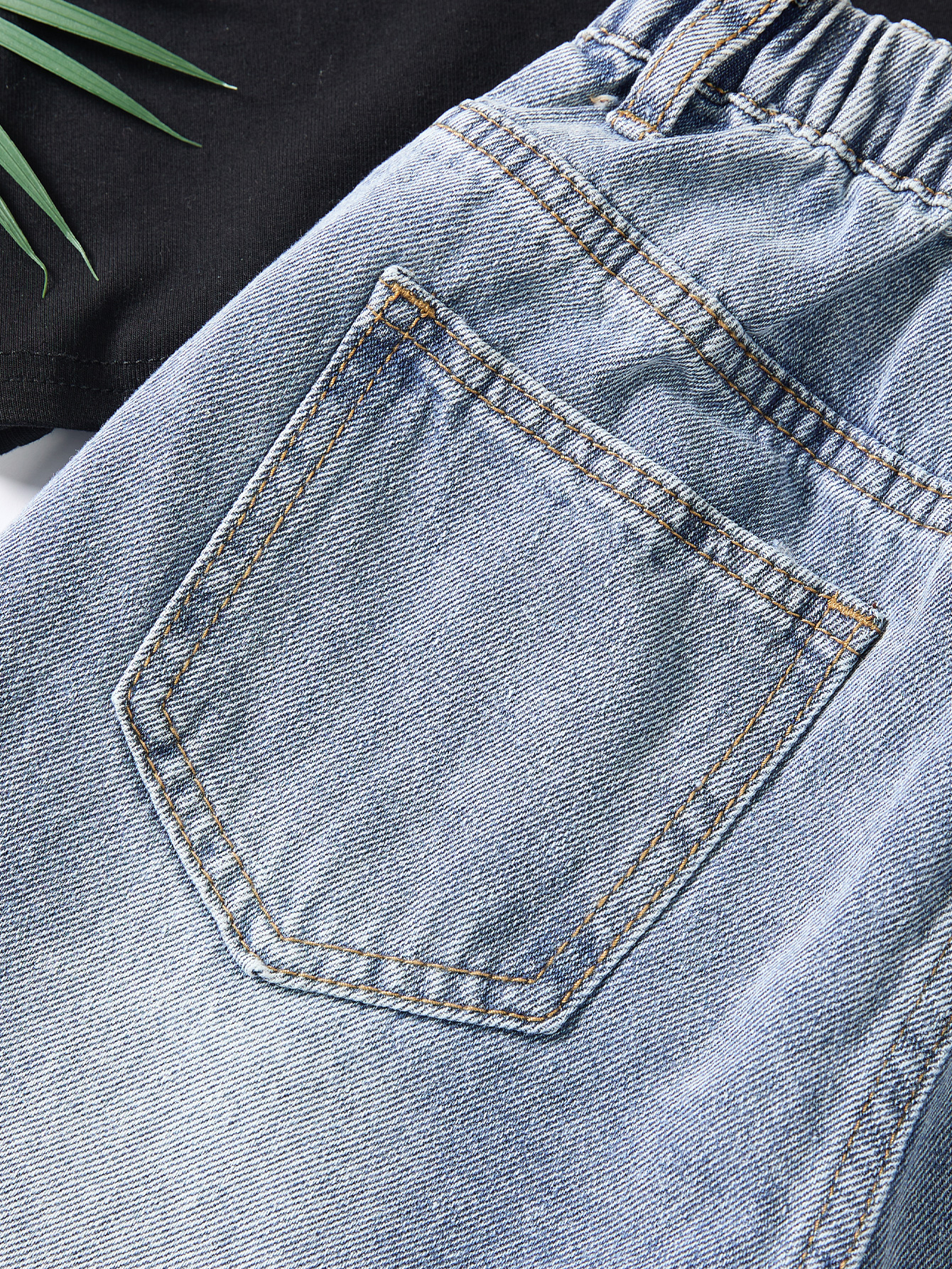 Summer Cooling Children's Loose-Fitting Jeans Short Pants with Stretchy Waistline Ideal Age: 8-12 Years Old