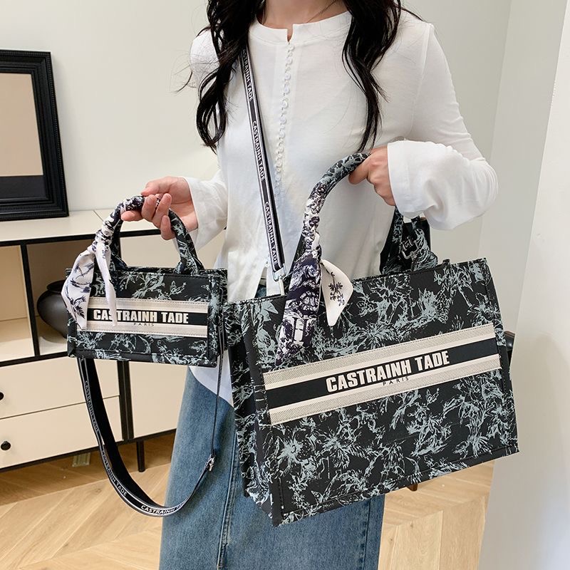 2025 New Designer Bag Totes Women Fashion Stylish High-End Ladies' Embroidered Shoulder Bags - Durable Textured Design Large Capacity Shopping Bag