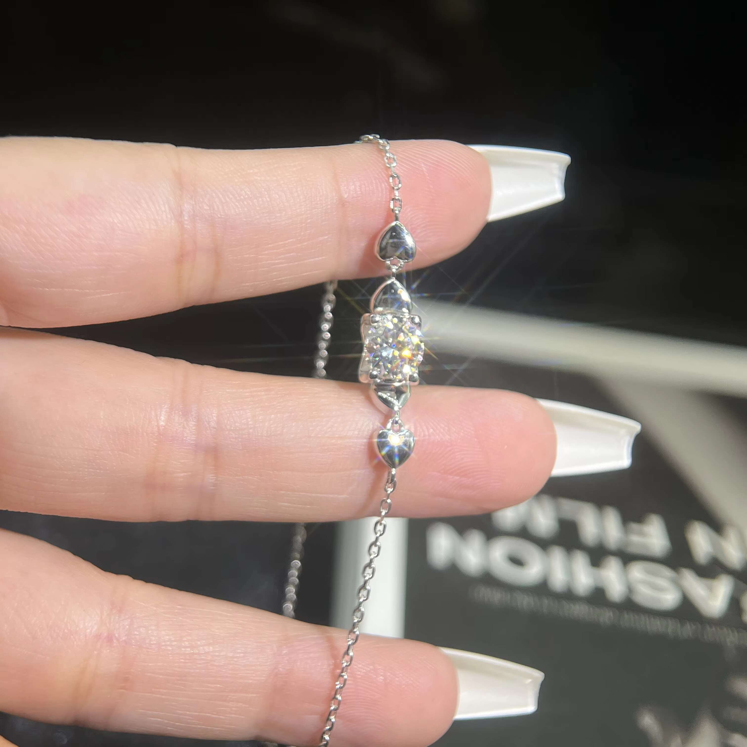 Fashion Designer Minimalist Bracelet Bangle VVS 1Ct 6.5Mm Ct Diamond Moissanite S925 Sterling Silver for Women Wedding