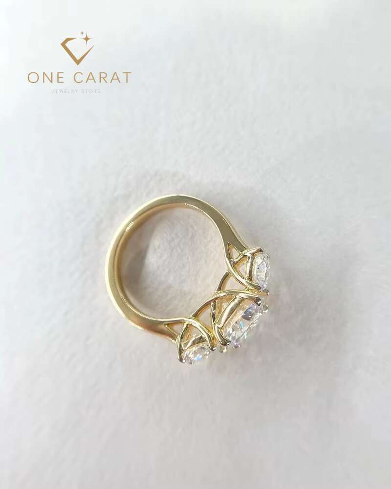 One Ct Custom Fine 14K Gold Engagement Wedding Ring for Women GRA VVS Diamond Moissanite Classic Style for Parties