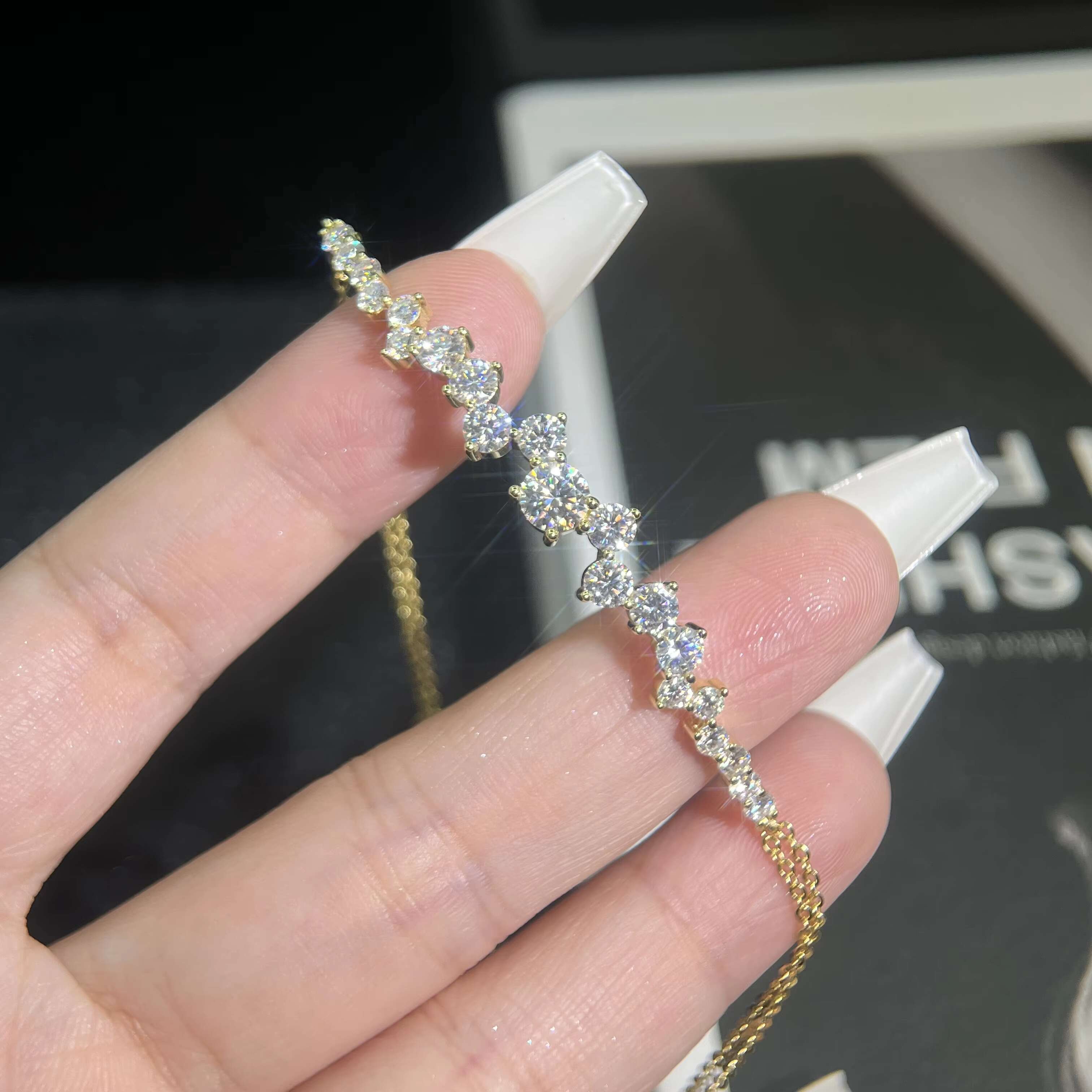 Luxury 14k 18k Glod Plated S925 Silver Moissanite Bracelet for Women VVS D Color Single 5mm Full Moissanite Bangle for Wedding