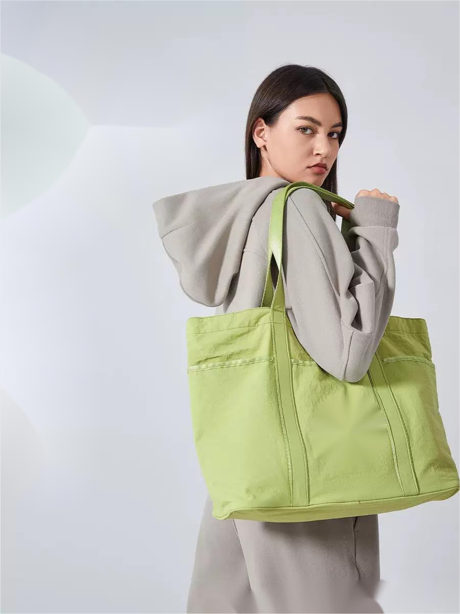 2025--Yoga fiess bag all-in-one large capacity bag Casual handbag waterproof simple shoulder bag f4