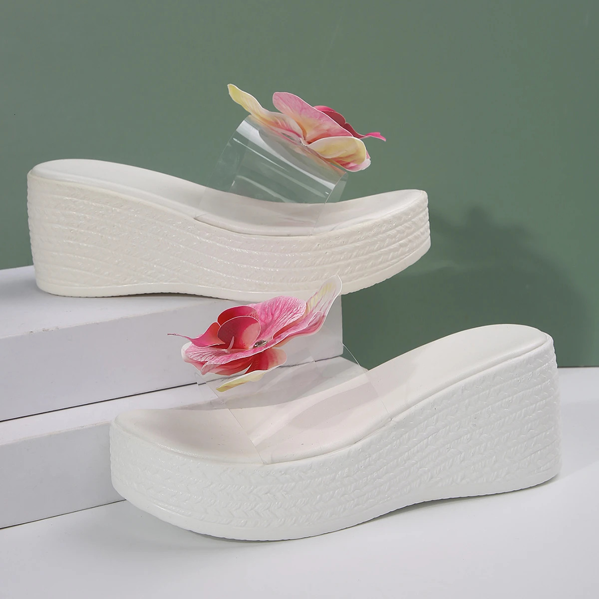 Flower Decor Wedge Sandals Women 2025 Summer Chunky Platform Beach Slippers Woman Plus Size 43 Light Non Slip Outdoor Slides 250612