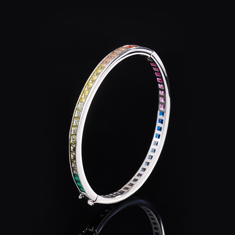 Chic Womans Bangle Made from High-Quality S925 Alloy With Simulated Precious Stones Displaying a Stunning Ombre Effect