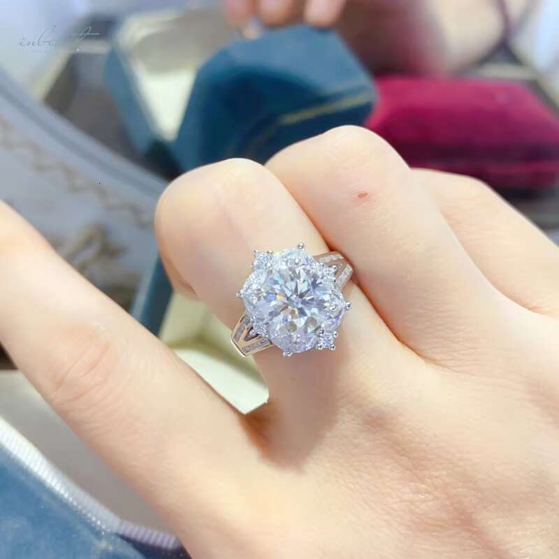 Silver 925 Original 2 Ct Brilliant Cut Diamond Test Past Sparkling D Color Moissanite Blossom Ring Teen Girls Fine Jewelry