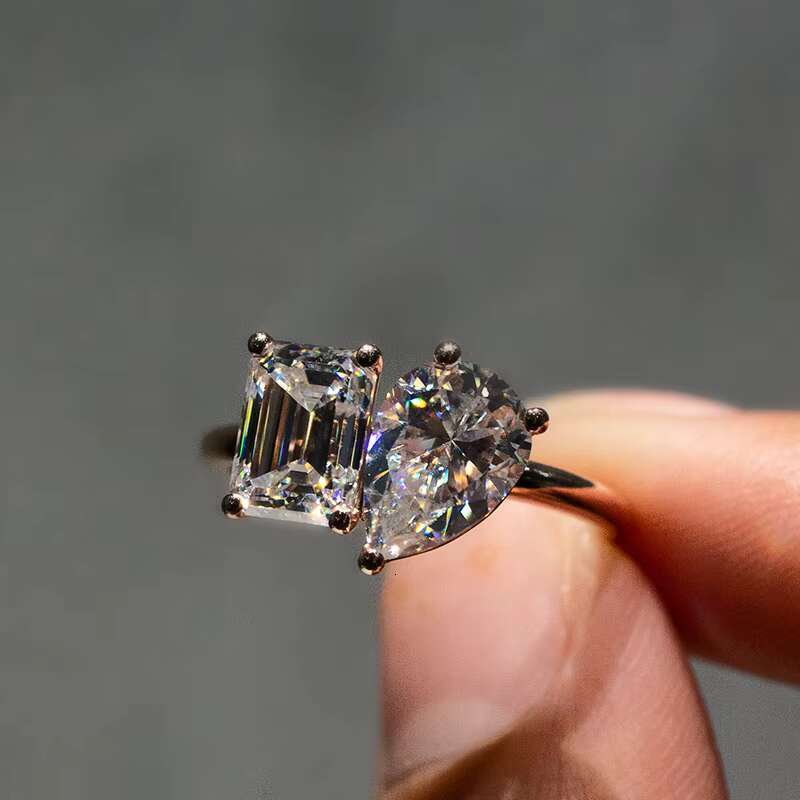 Fine Jewelry Pear Cut Emerald Cut Two Stones Ring Moissanite 925 Silver Engagement Rings for Women