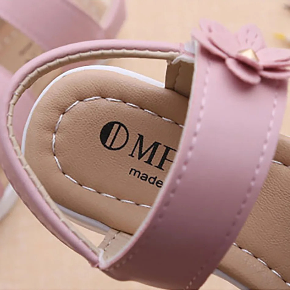 Summer Collection Girls Sandals Three-Flower Soft Roman Style Beach Shoes for Kids Beach and Sun Activities Children Shoes 250611 z250708J9PC