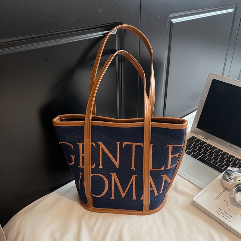Designer Bag Luxury Bag Tote Large Capacity Printed Canvas Shoulder Bag Contrasting Color Retro Edge Commuting Fashionable Casual Handbag Letter Embro