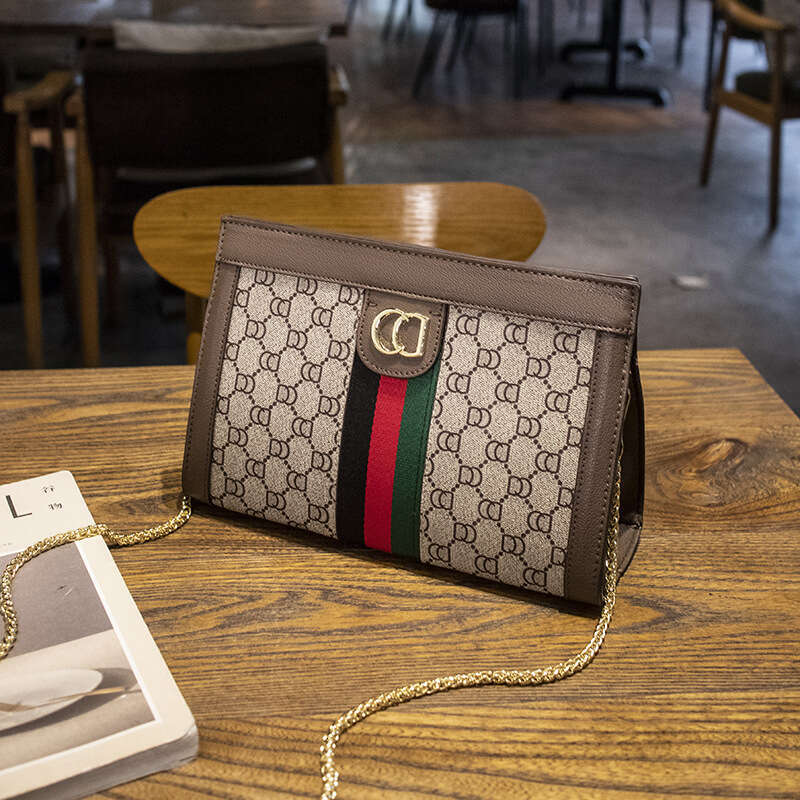 Women's New Trendy Fashion Chain Wide Strap, Crossbody and Shoulder Bag, Versatile Small Square Bag with Texture