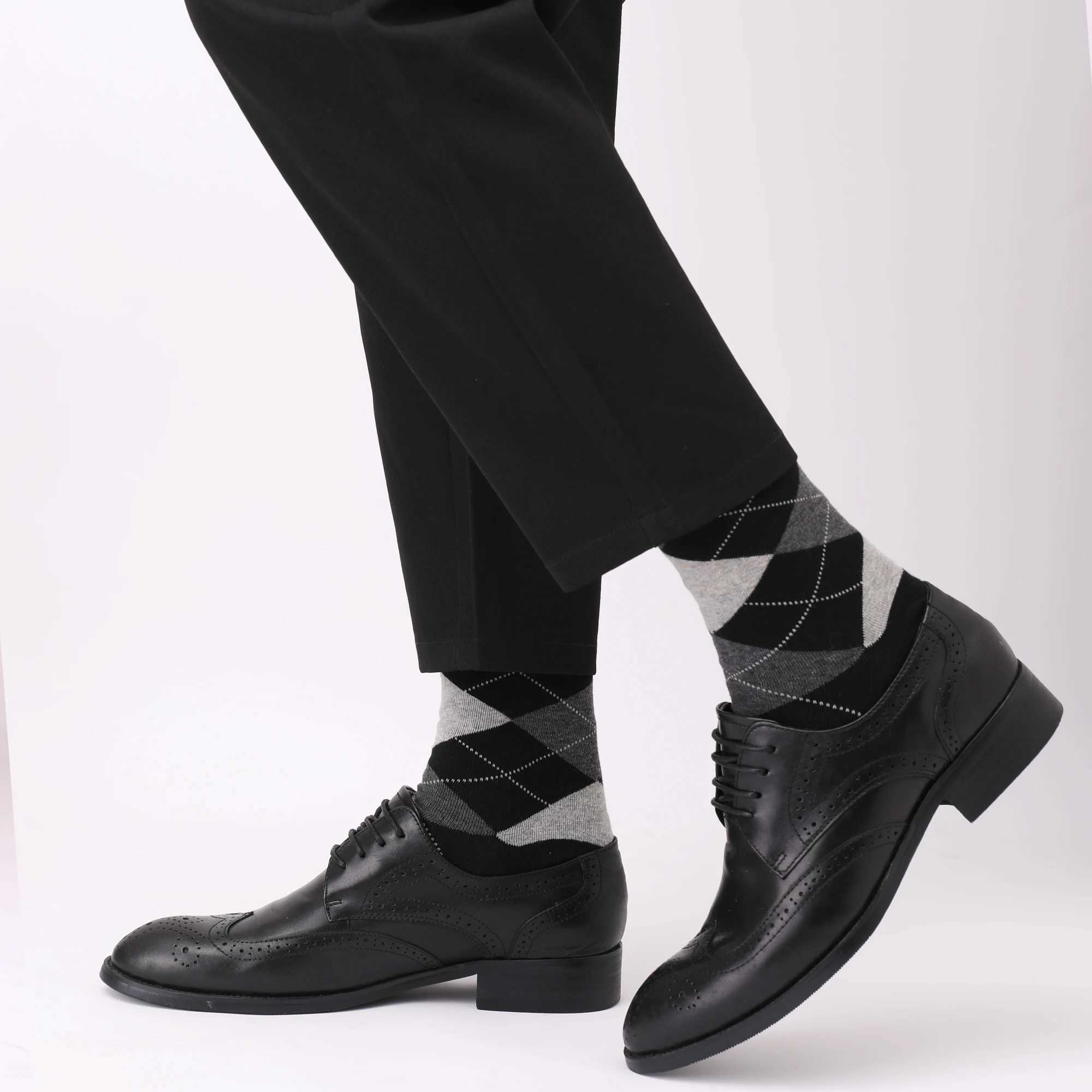 5-6 Pairs 2024 New Simple Large Size Men Dress Socks High Quality Black Gray Stripe Argyle Cotton Casual Socks Size EU41-48 T250612