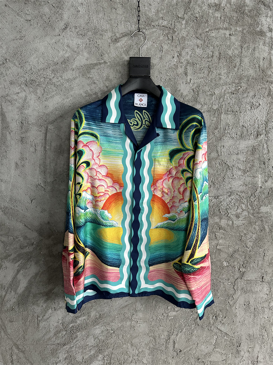 Fashionable street T shirts casual short sleeved shirts summer beach retro casual high quality light luxury tops loose long sleeved shirts street clothing cardigan