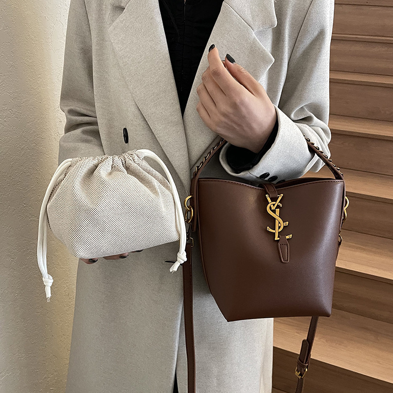 hot free shipping designer Cross Body bag for woman fashion Letter bucket Casual handbag vintage shoulder black brown khaki