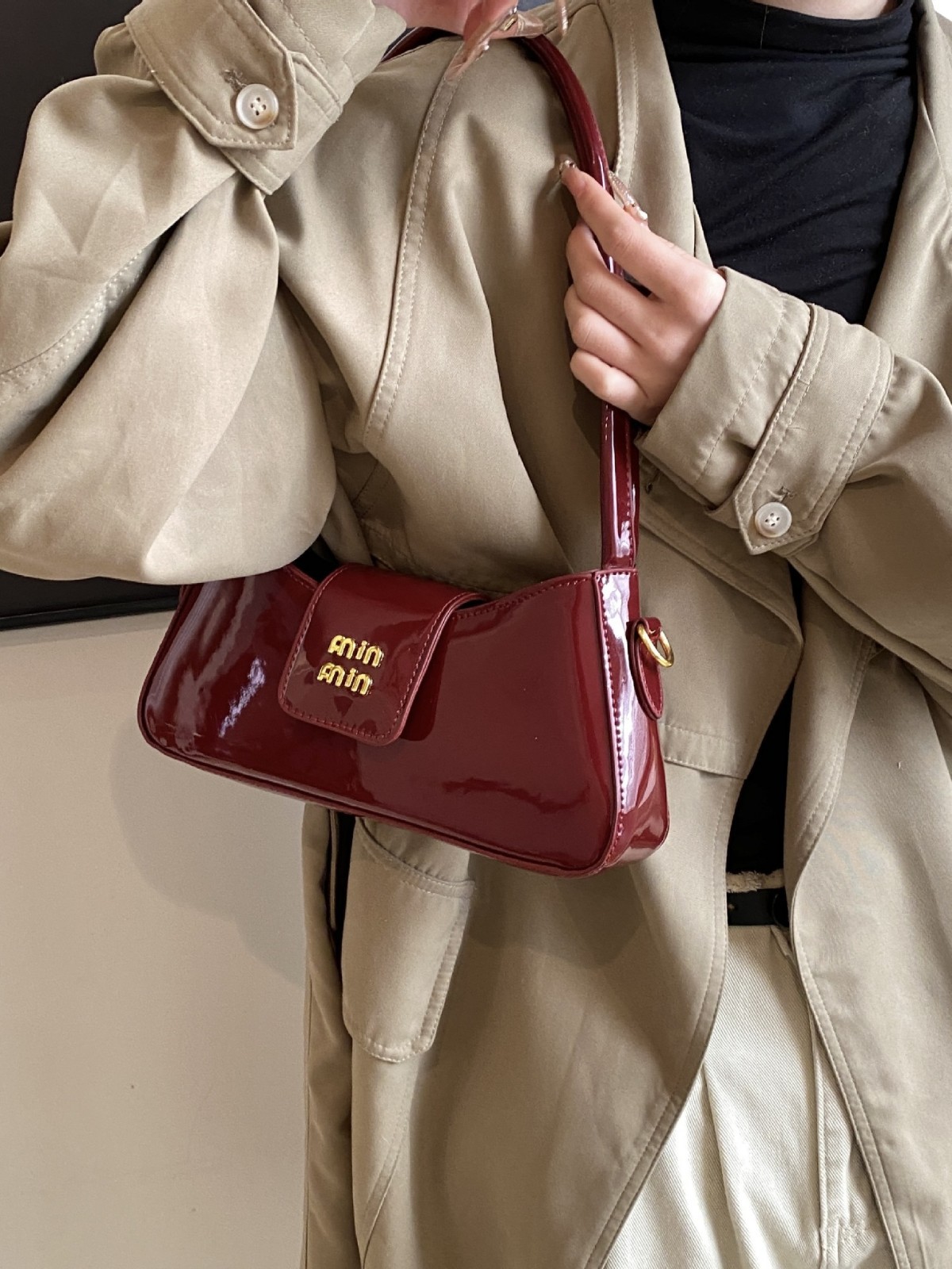 Designer Bag Women's Single Shoulder Sling Bag 2025 Trendy Patent Leather Underarm Purse With Free Shipping