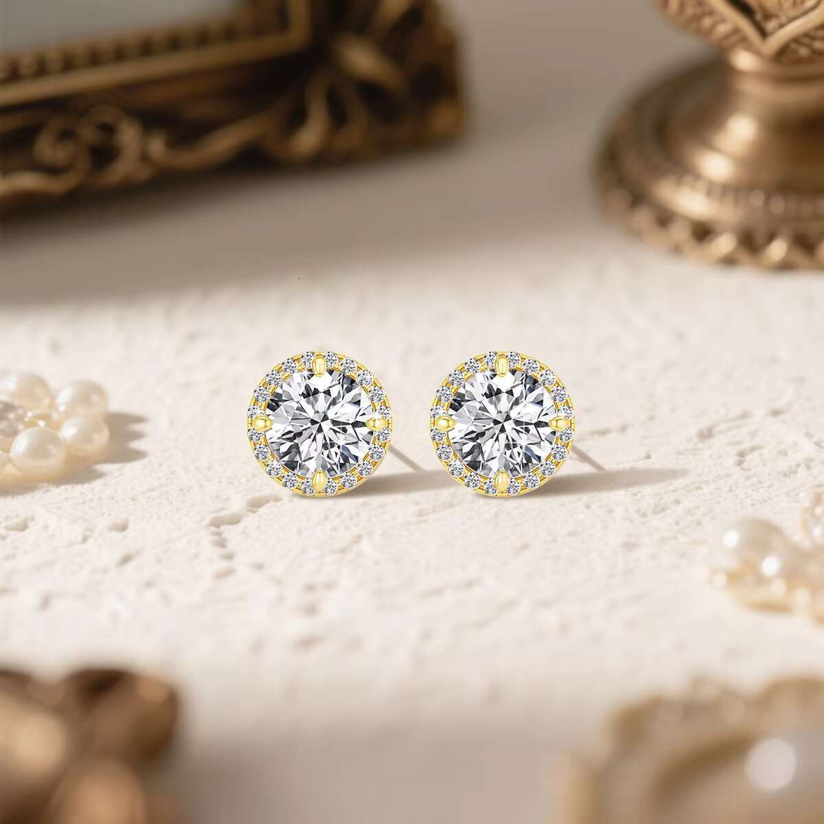 Fine Jewelry Woman Engagement Friendship Gift 0.5ct 1ct Moissanite Hollow 14K Gold Classic Halo Stud Earrings