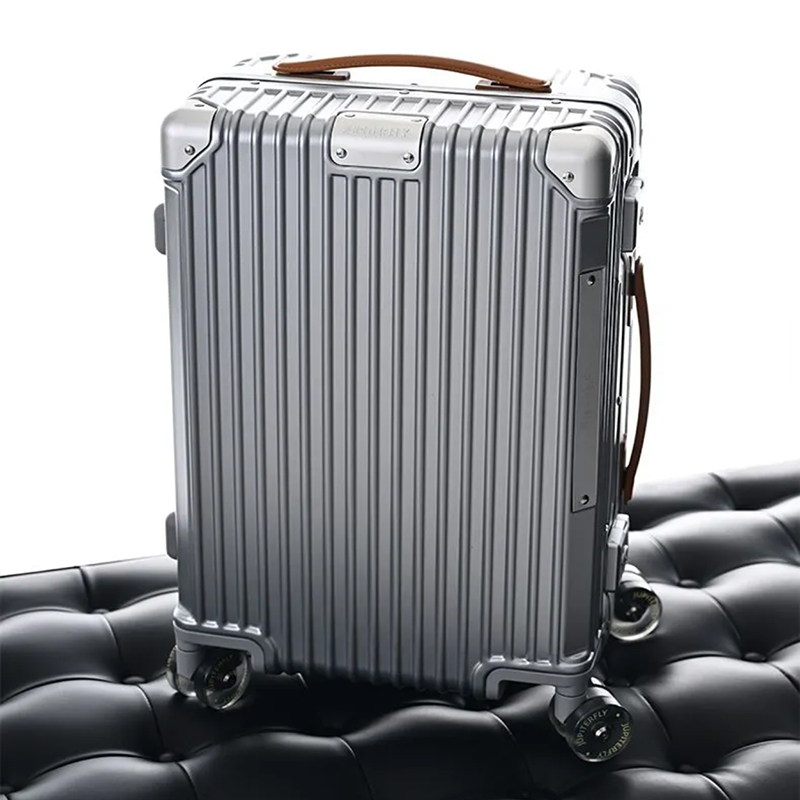 Suitcase designer luggage set boarding box thickened aluminium frame mute universal wheel 18' horizontal section password trolley case